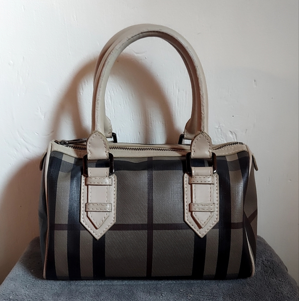 Burberry Smokey Boston Bag